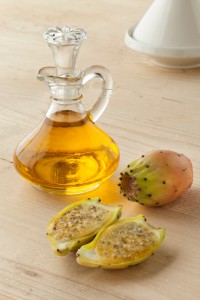 Bouteille d’huile de figue de barbarie : un élixir de beauté